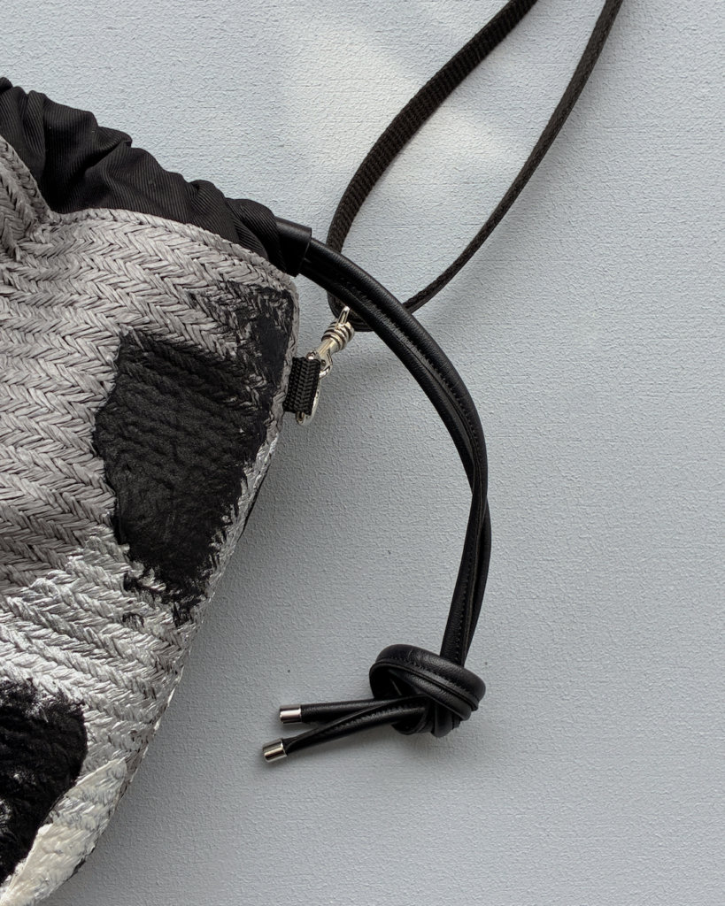 BASE_Buddy Mini drawstring24